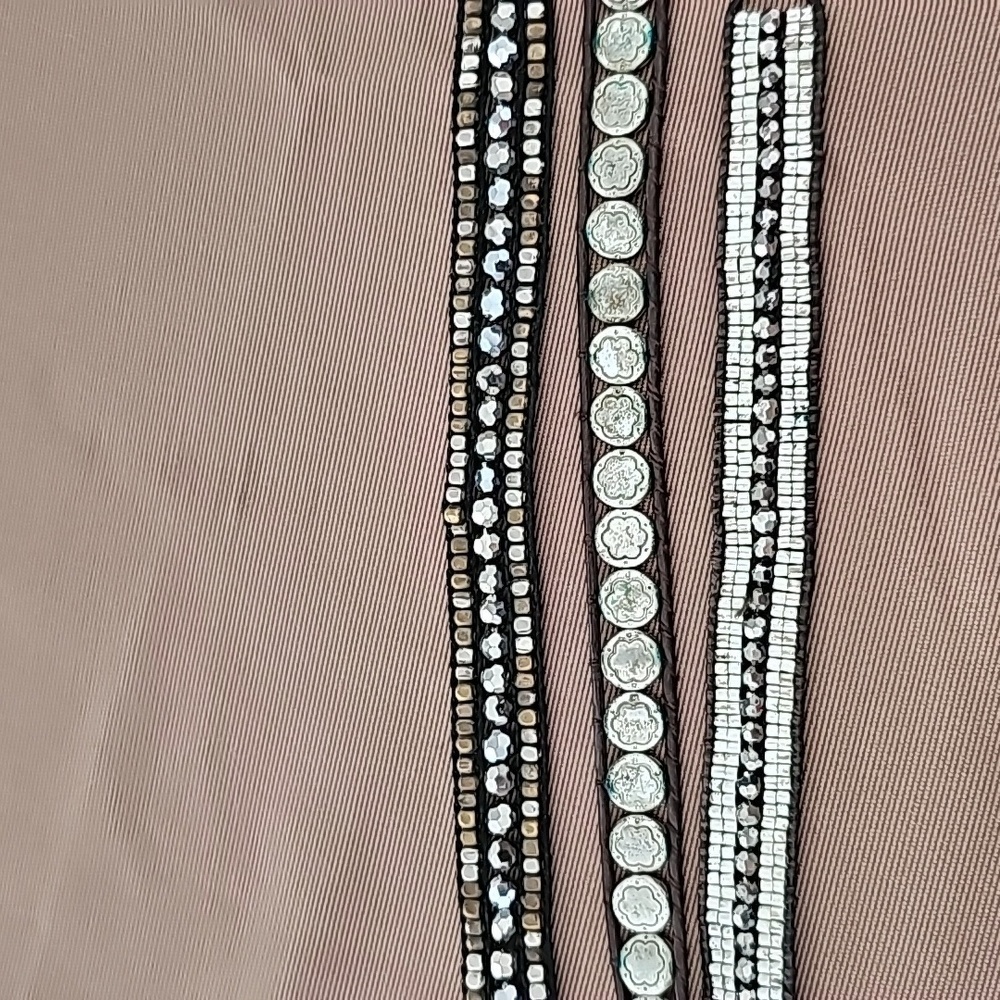 3 Bracelets - Picture 4 of 4